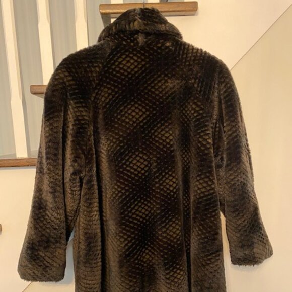 Vintage Faux Fur Coat - Picture 2 of 5